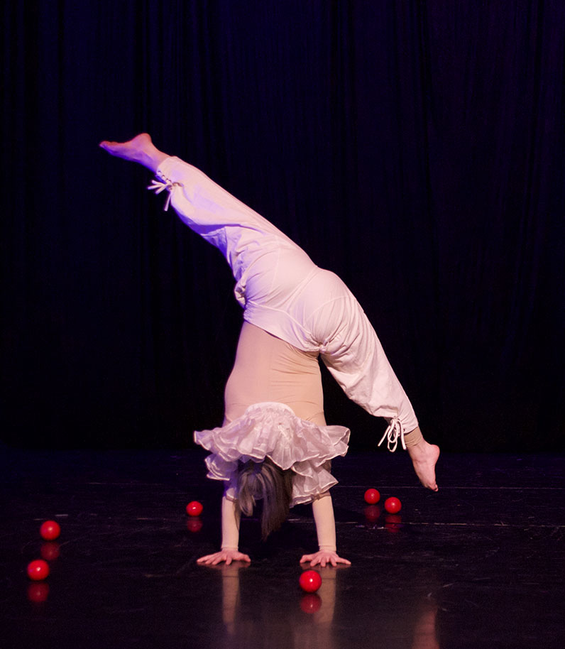 necca-2026-workshop-vtcf-feat-images-handstands